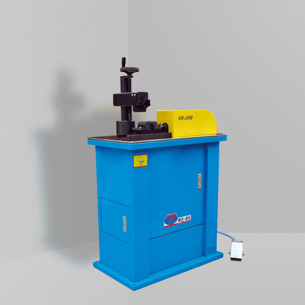 KM-200B刻字機